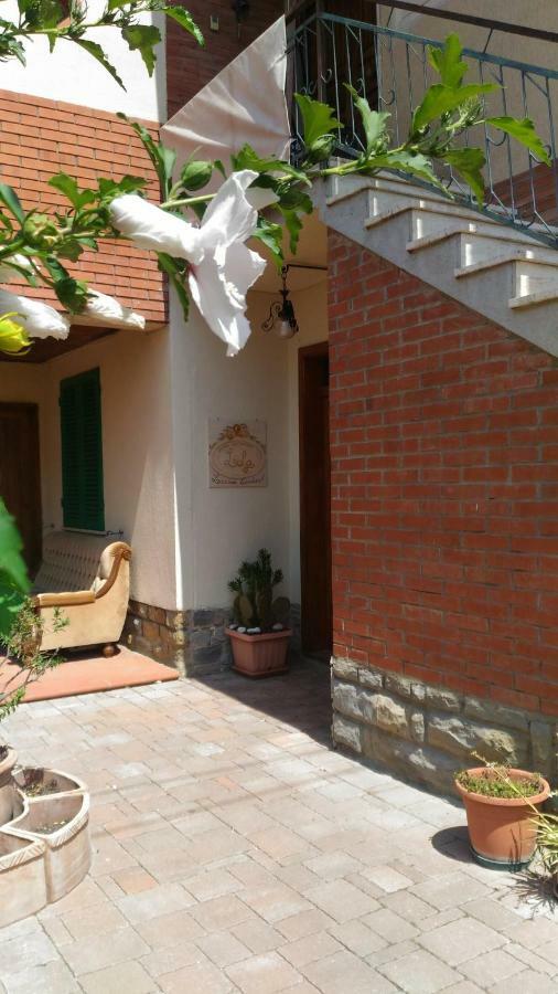 Locazione Turistica Casa Vacanza Lola Castiglion Fiorentino Eksteriør billede