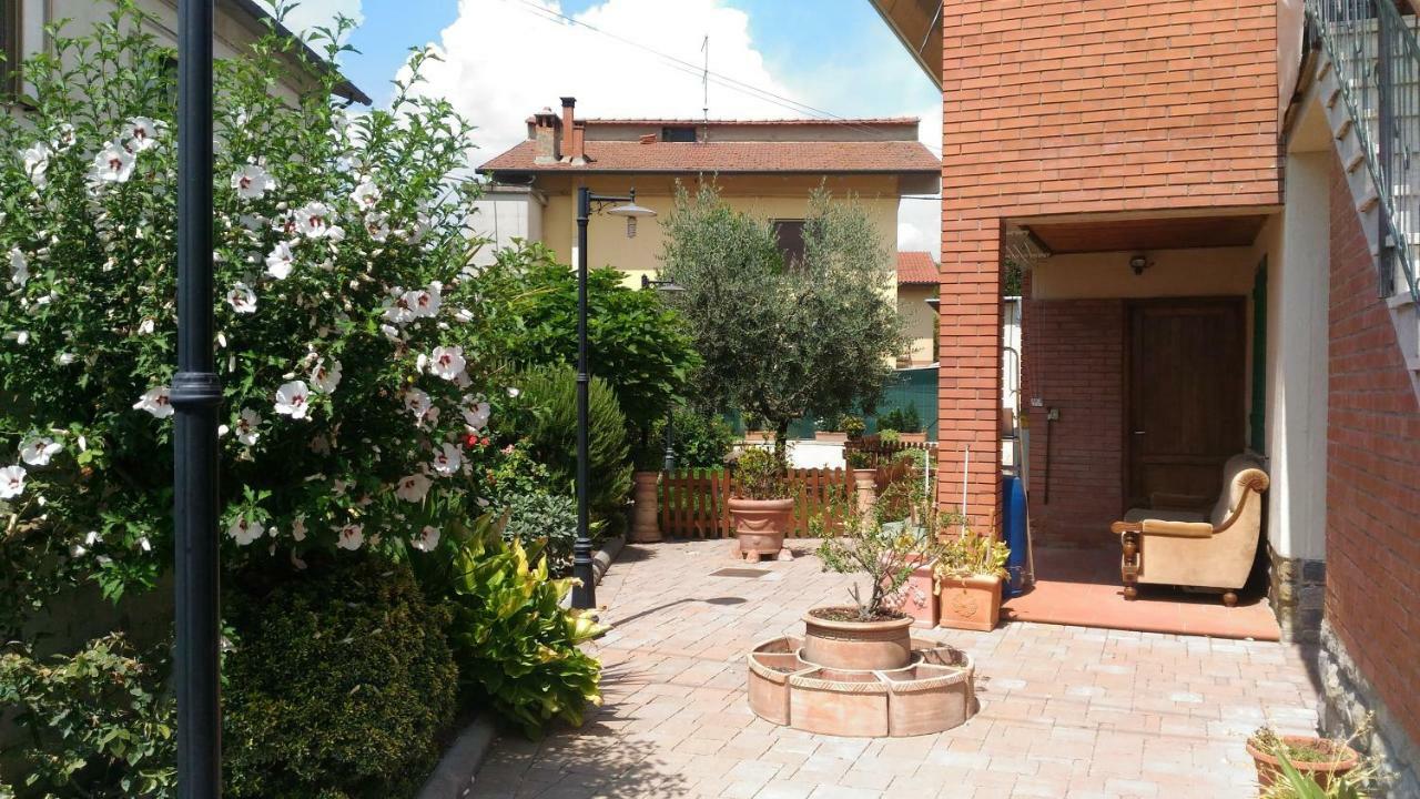 Locazione Turistica Casa Vacanza Lola Castiglion Fiorentino Eksteriør billede